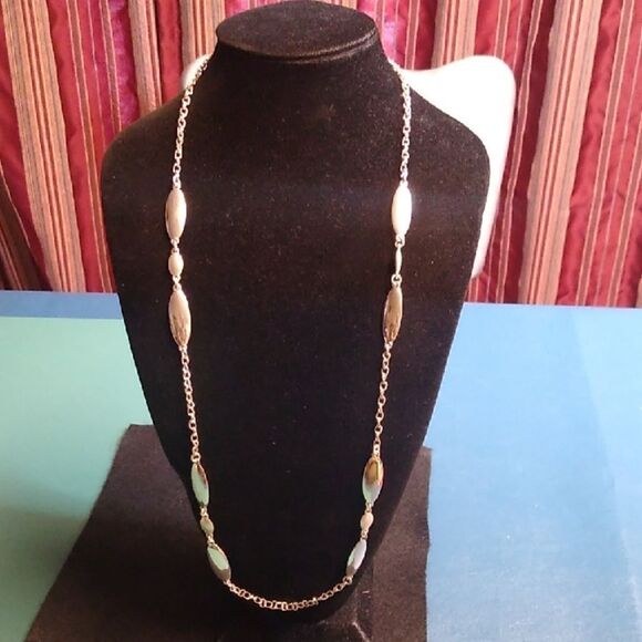 Elegant Crown Trifari Silver Tone Metal Oblong links w/ Chain Necklace - Picture 1 of 6
